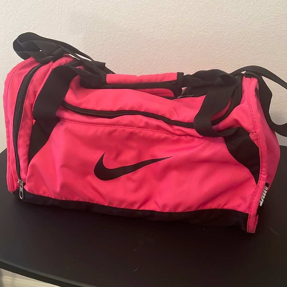 NIKE PINK GYM BAG